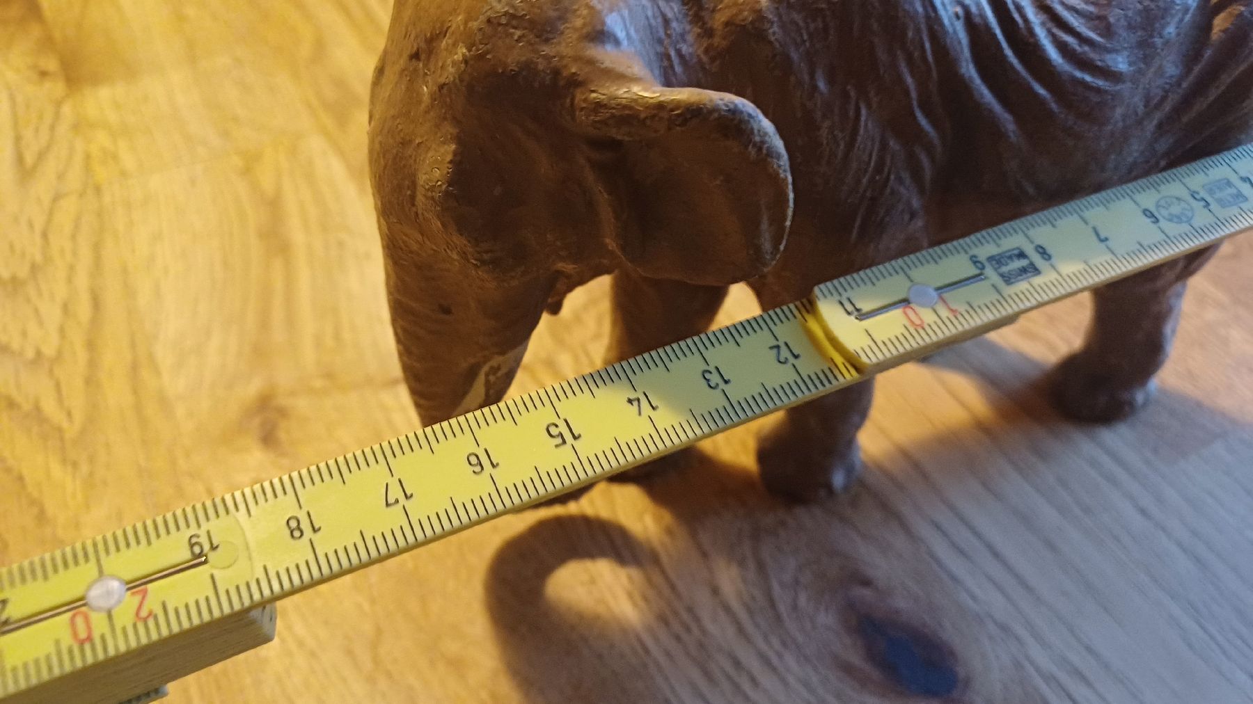 Figuren: Antiker Elefant – Gebraucht aus Flawil von Naphtali 3