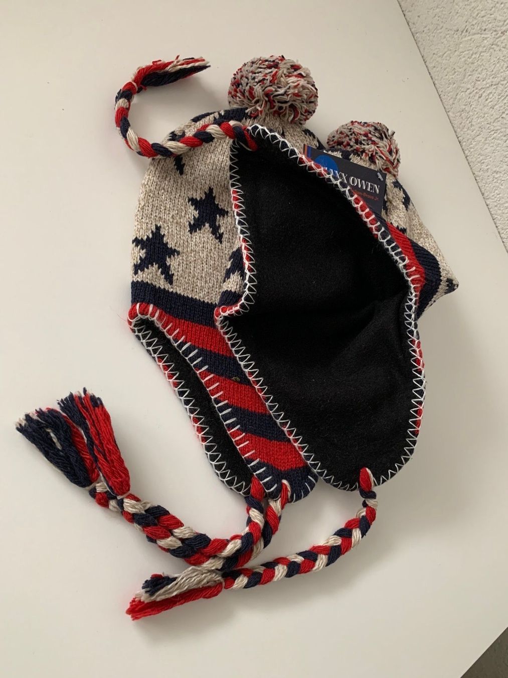 Altro in  Abbigliamento & Accessori: Wintermützen – Usato da Bülach venduto da Berimbau0 1