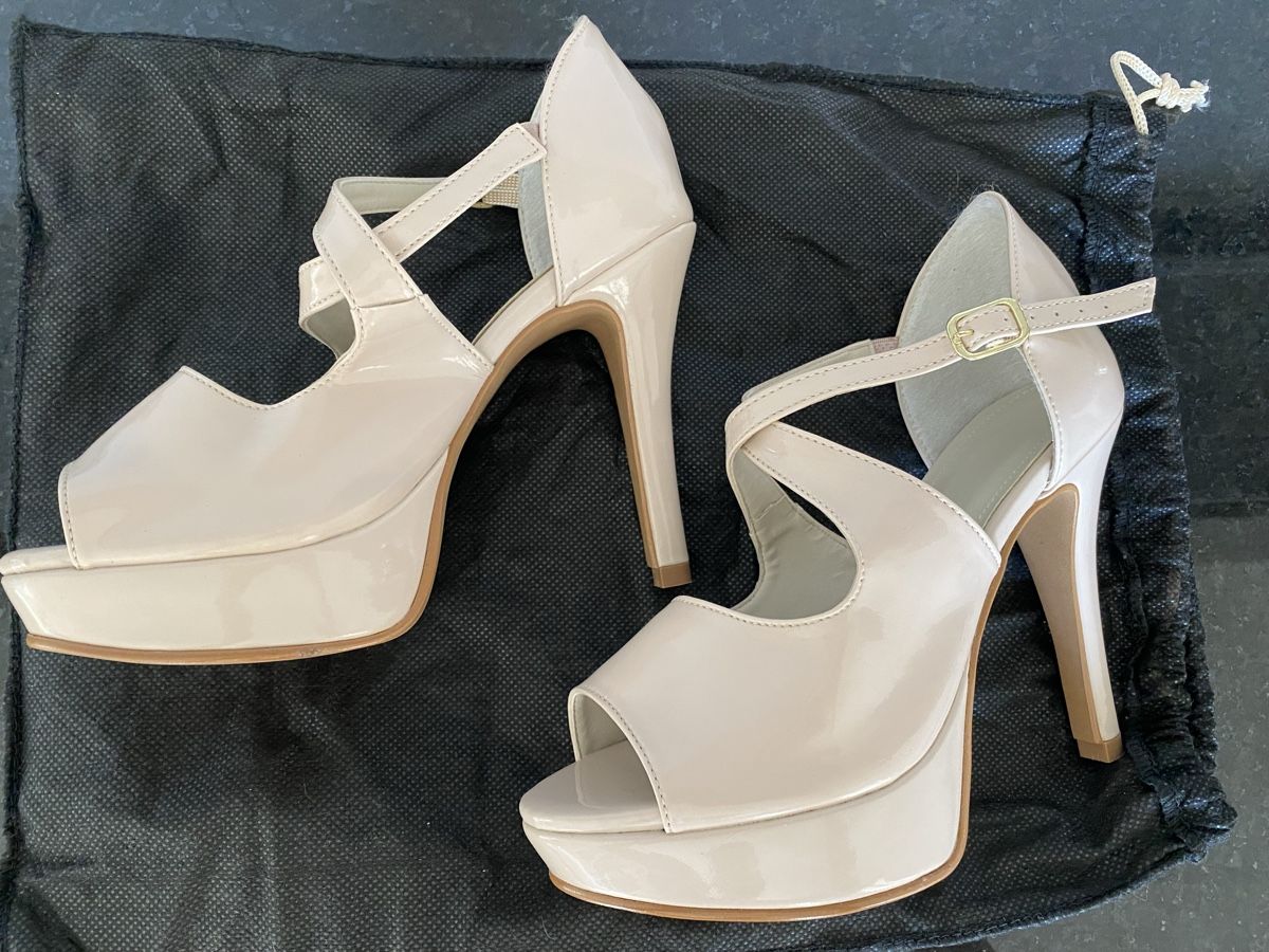 Scarpe da donna: Plateau High Heels Grösse 35, Neu! – Nuovo (secondo la descrizione) da St Gallen venduto da mel.ch7 2