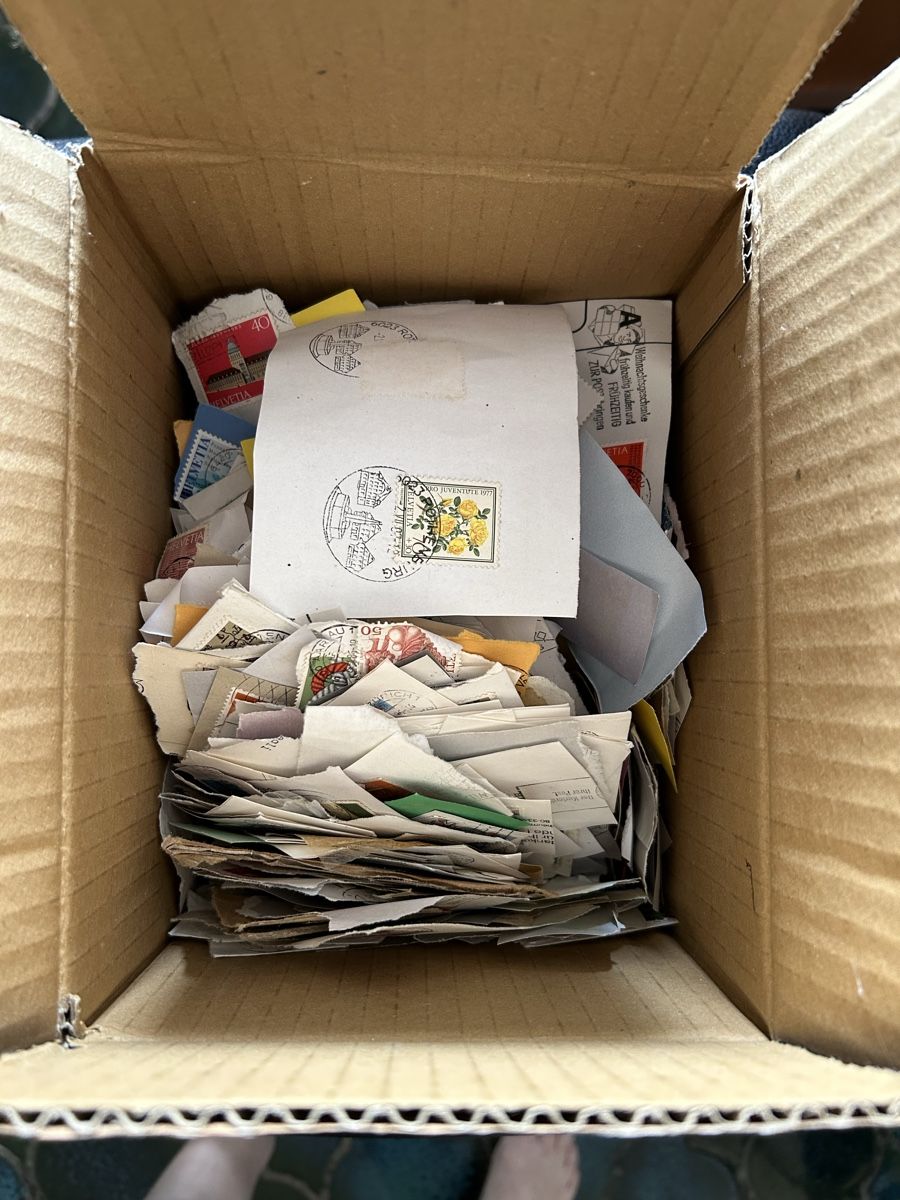 Alle Briefmarken: Schweiz Briefausschnitte ca. 1 kg – Gebraucht aus Emmen von Carbru