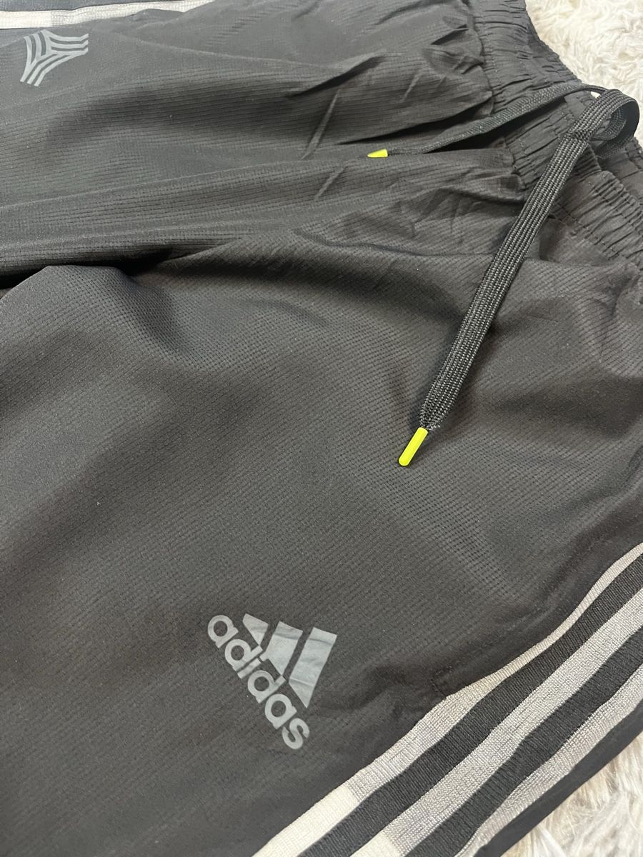 Adidas Pantaloni: Adidas Sport Trainerhosen – Nuovo (secondo la descrizione) da Lindau venduto da KT_Vintage 1