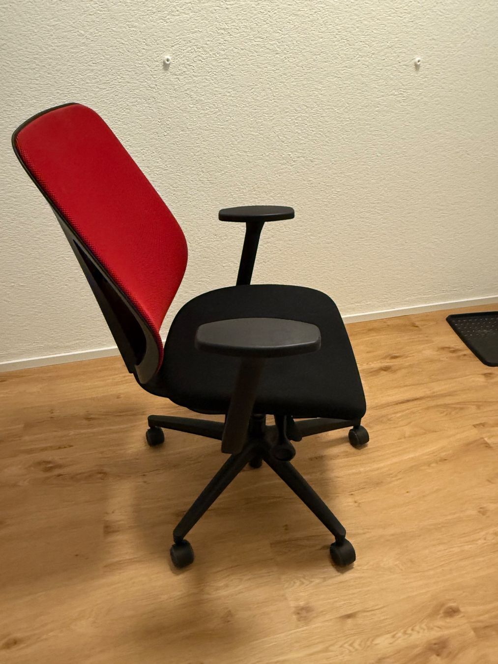 Giroflex Sedie: Ergonomischer Bürostuhl von Giroflex 353 – Usato da Wil SG venduto da bacalao1 2