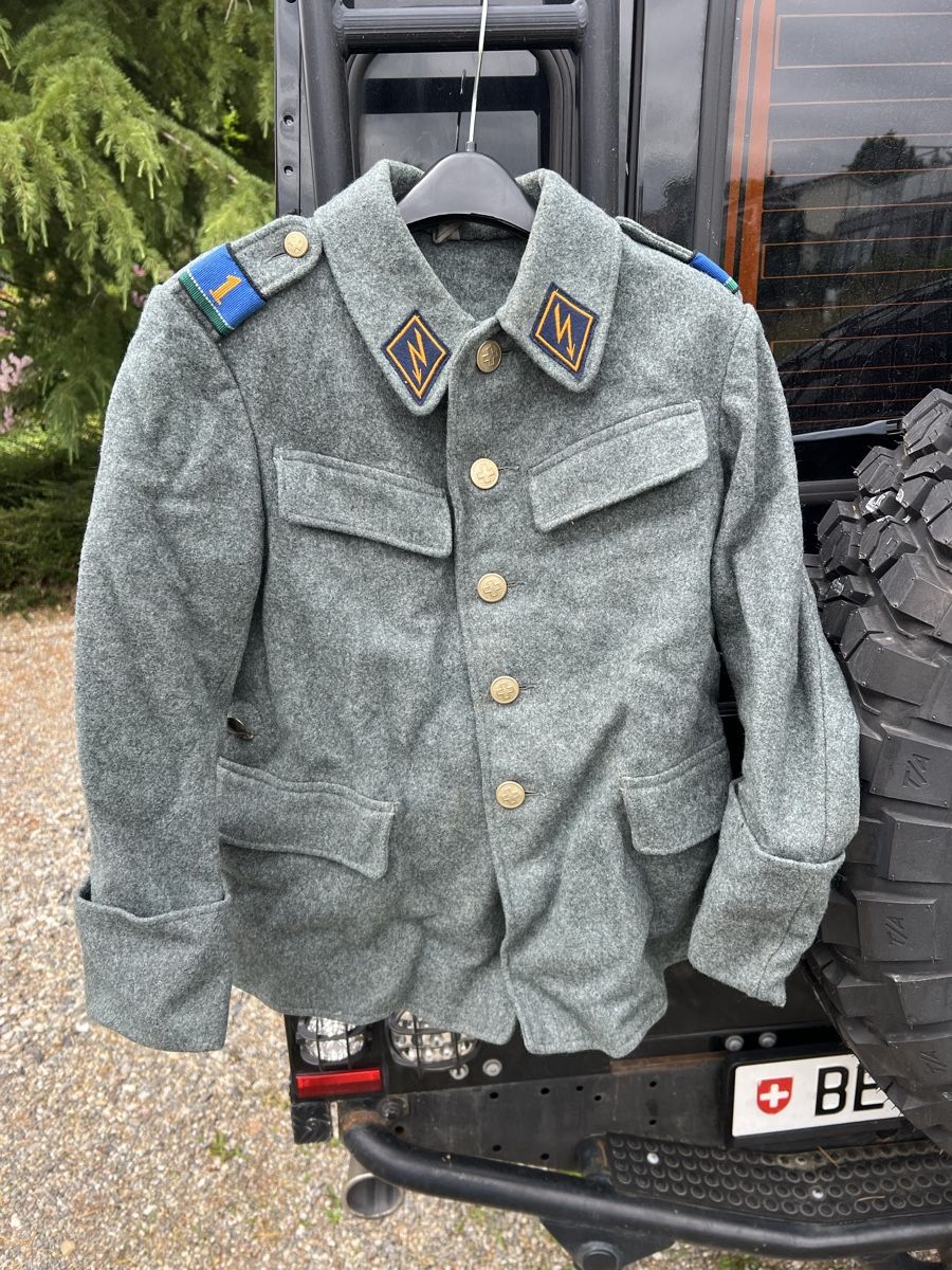 Schweizer Armee Uniformi: Uniform Jacke Militär Armee Schweizer Grösse M – Usato da Burgdorf venduto da MoyaK 2