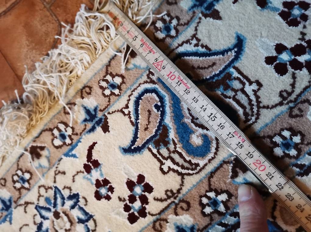 Teppiche: Iranischer Teppich, Nain Perserteppich – Gebraucht aus Wiedlisbach von materialkreislauf 1