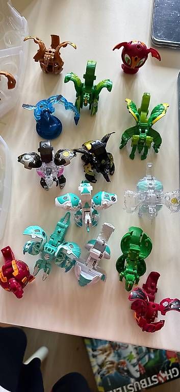 Spielzeuge: Bakugan Sammlung mit Crystal  – Gebraucht aus Zollikerberg von sop_p82l