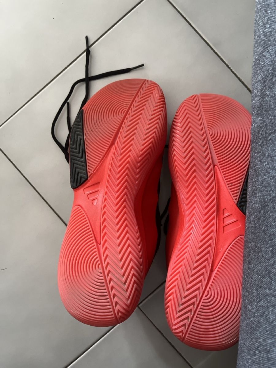 Adidas Herrenschuhe: Scrape adidas basketball  – Gebraucht aus Lugano von eli_27zr 9