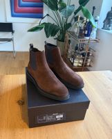 "Neue" Prada Herren Schuhe in Grösse 8.5 / EU 42.5