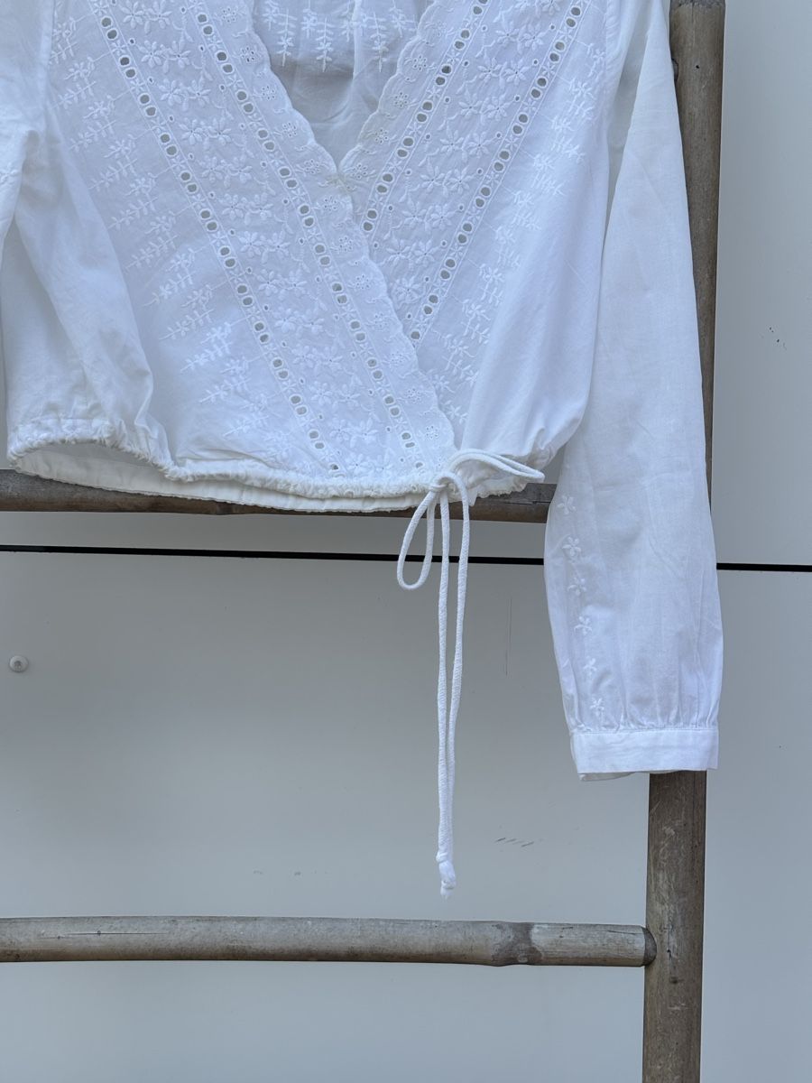Camicette: Damen Bluse Kendall + Kylie Weiss Grösse 8 – Usato da Fehraltorf venduto da lea_9bt5 1