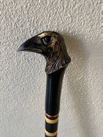 Mystischer Gehstock aus Holz mit Rabenkopf geschnitzt 