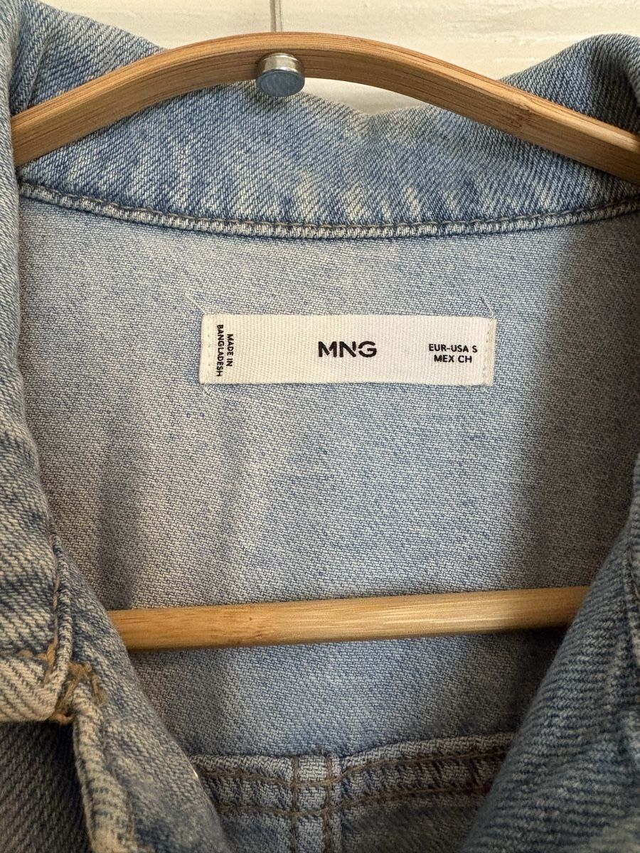Mango Jumpsuits: Combinaison en jeans Mango – Neu (gemäss Beschreibung) aus Genève von Bouux 2