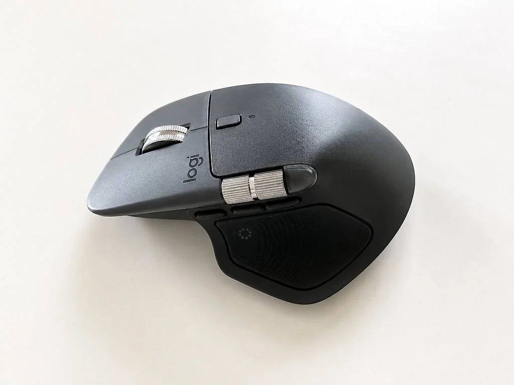 Logitech Mouse: Logitech MX Master 4 Bluetooth Maus (neu / ungenutzt) – Nuovo (secondo la descrizione) da Zürich venduto da ThiIo 2