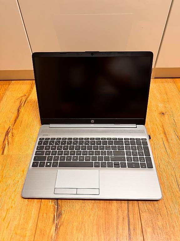 Hewlett Packard Portables: Notebook HP 255 G8 15.6" – D'occasion à Winterthur par mar_teens