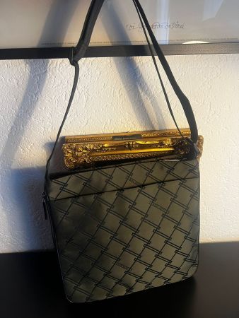 NINA RICCI Vintage Schultertasche – erweiterbar