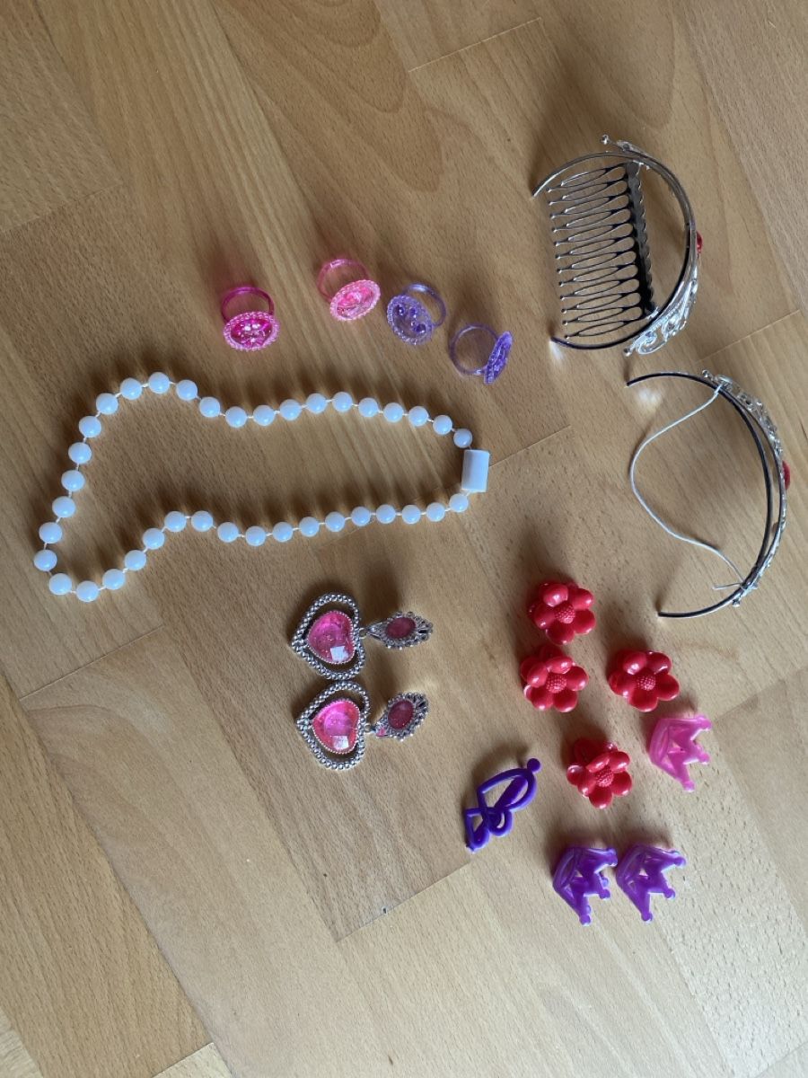 Costumi: Prinzessinnenkrone und Schmuck – Usato da Illnau venduto da Dodo115 1