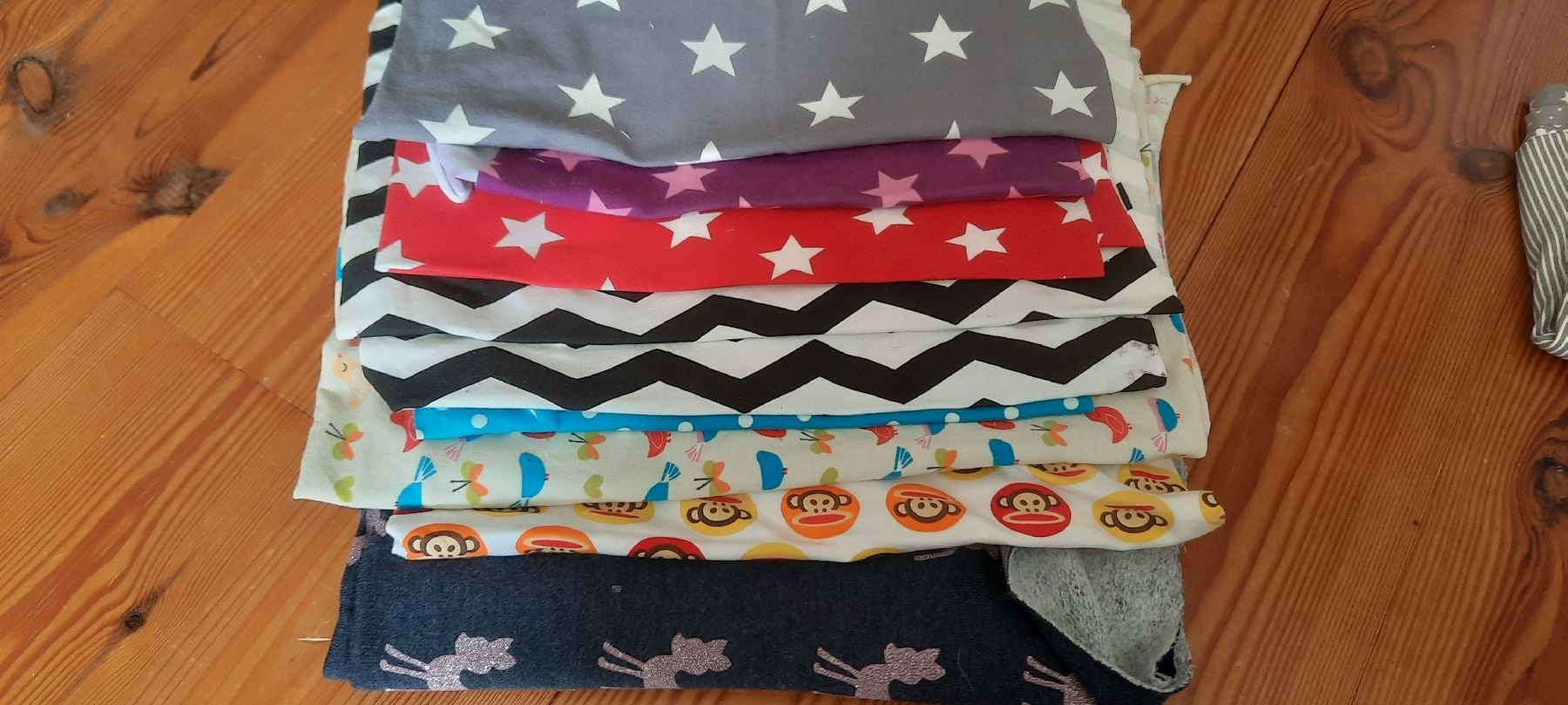 Tessuti: Stoffpaket Kinderstoffe – Nuovo (secondo la descrizione) da Lamboing venduto da Oakhurst
