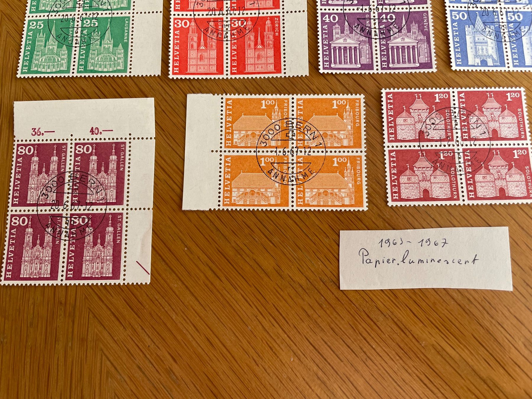 Tutti i francobolli: 15 blocs papier luminescent 1963-67 – Usato da Sonceboz-Sombeval venduto da Comment2 3