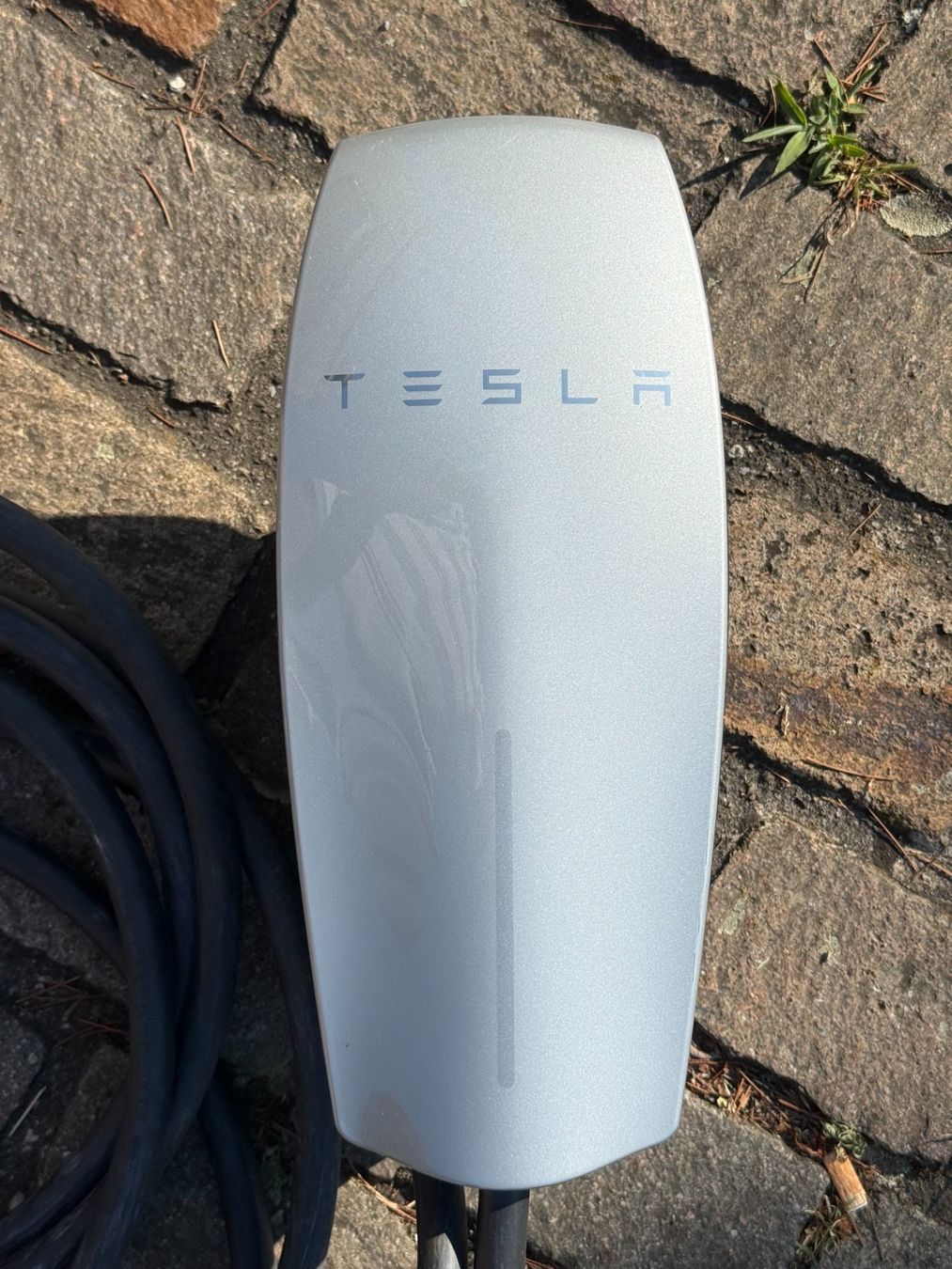 Chargeurs de batterie: Tesla Wall Connector Gen 2 – D'occasion à Bellikon par Bluem54