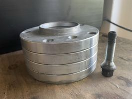 15mm Spurplatten 5x120 mit Schrauben BMW 