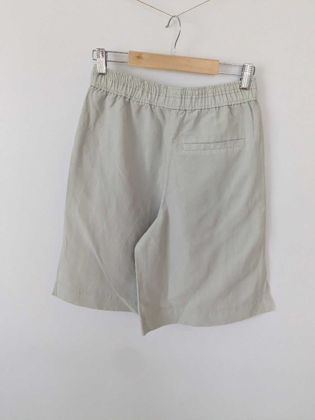 Pantalons: Schorts Damen,  Grösse 34  – D'occasion à Rorschach par olg_5qq2 5