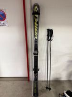 Völkl Ski mit Stöcken und Skischuhe