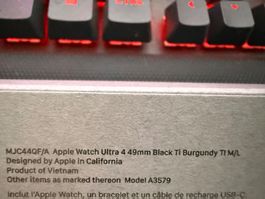 Apple Watch Ultra 4 49mm Black Ti Burgundy M/L neuve (Neu)