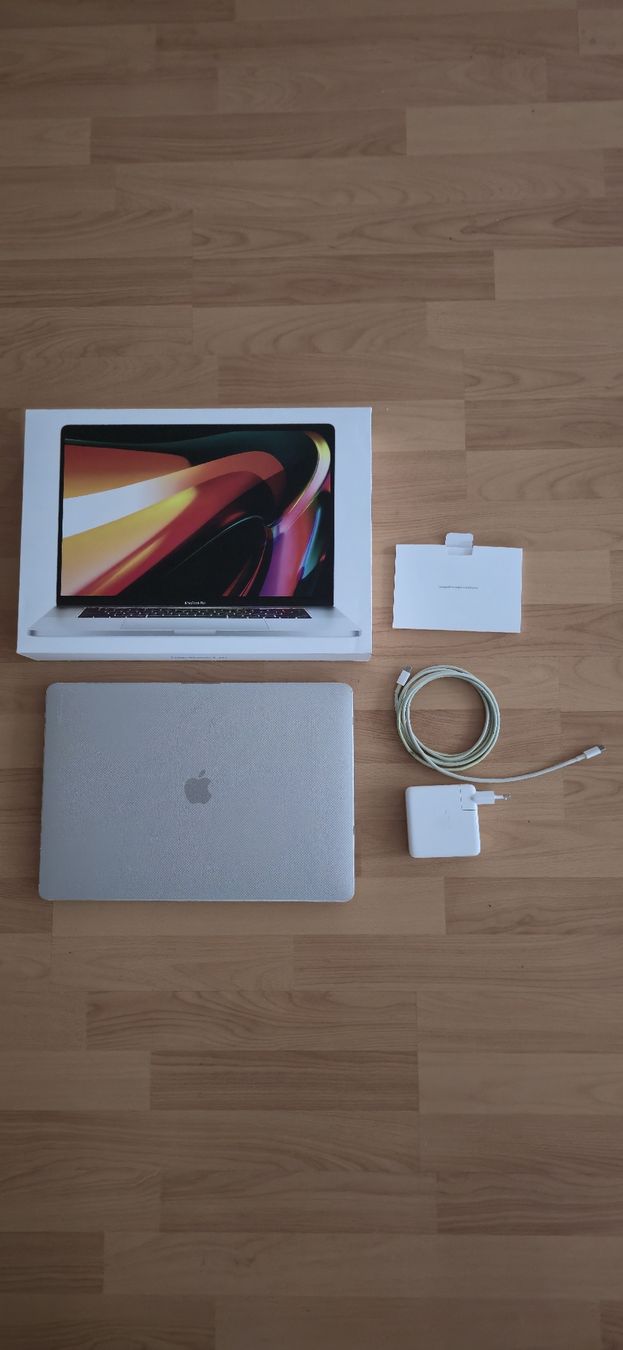 Apple Notebooks: Apple MacBook Pro 16" 2019 512GB Silber – Gebraucht aus Zizers von Mofa022 1