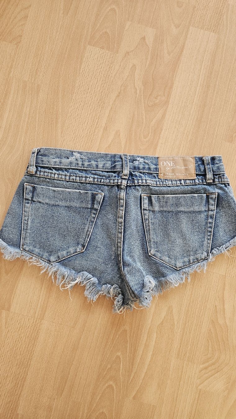 Pantaloni: onesteaspoon Shorts Australia – Usato da Rheinfelden venduto da DHS 4