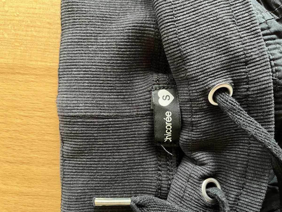 Hosen: Damen Hose kurz – Gebraucht aus Kirchberg SG von MB409_4x4 2