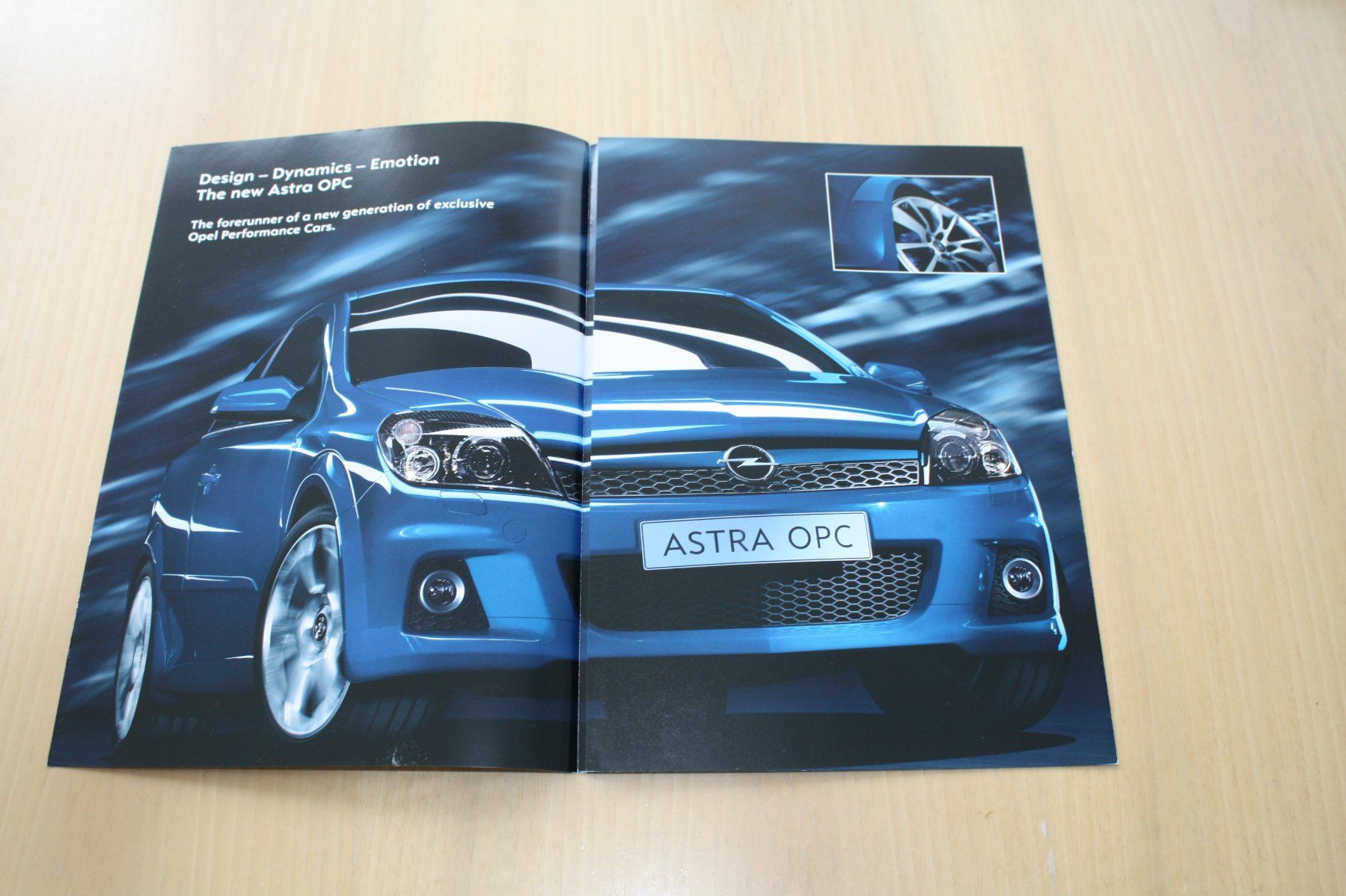 Opel Documenti: Opel Astra OPC CH-Broschüre 2/2005 – Usato da Wikon venduto da erwin400 1