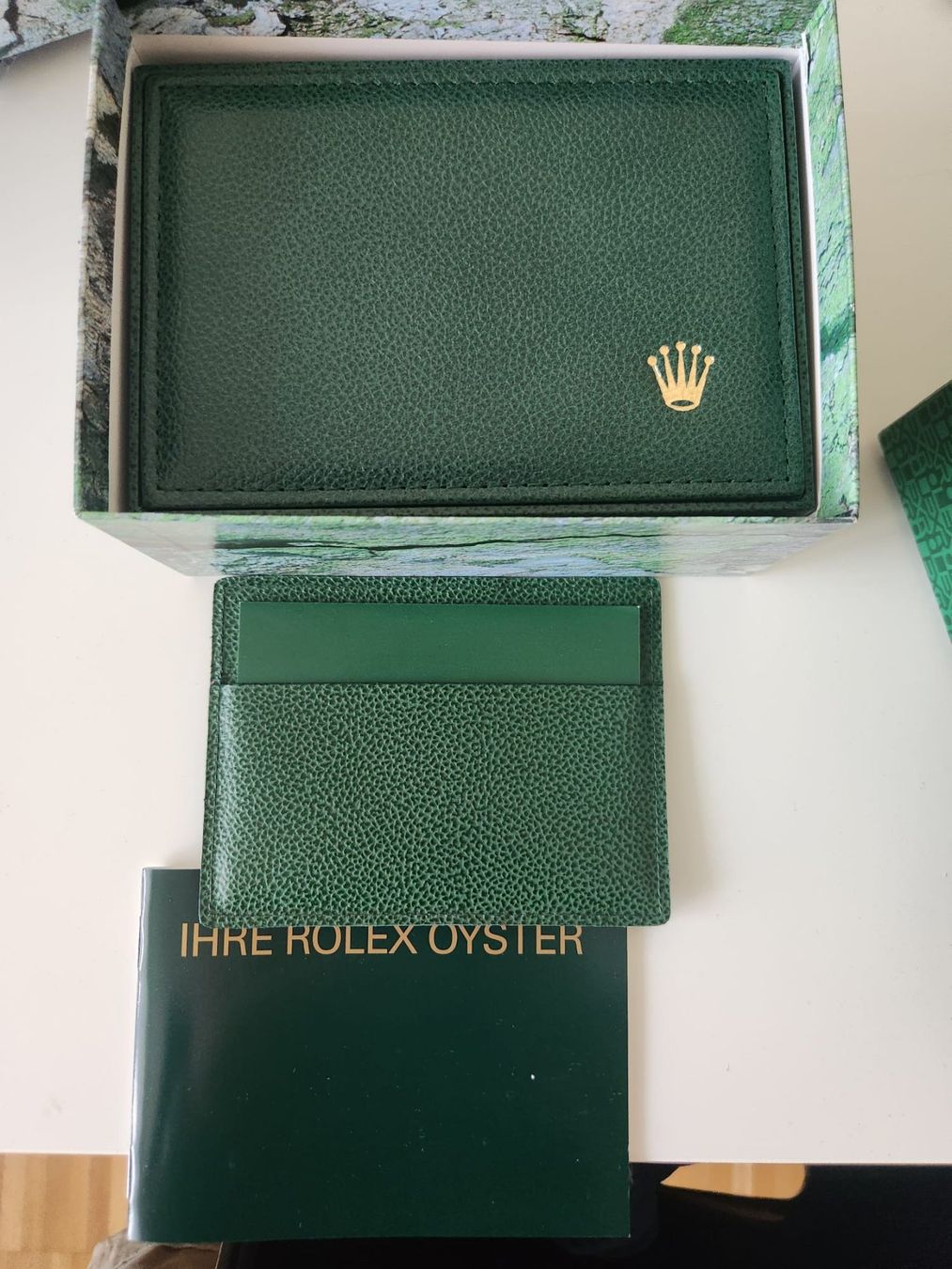 Rolex Scatole porta orologi: Original Rolex Box Ref 15210 – Nuovo e nell'imballaggio originale da Stäfa venduto da Brunati-Uhren 1