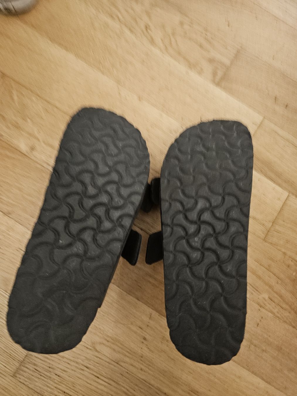 Birkenstock Chaussures femmes: birkenstock arizona - schwarz – D'occasion à Oberengstringen par gre_7wv8 2