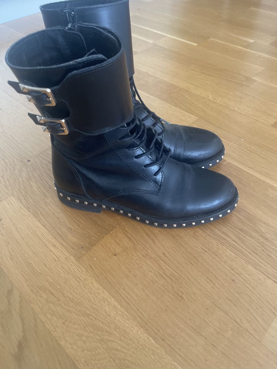 Scarpe da donna: Leder Stifeletten – Usato da Zürich venduto da noe_2mn7