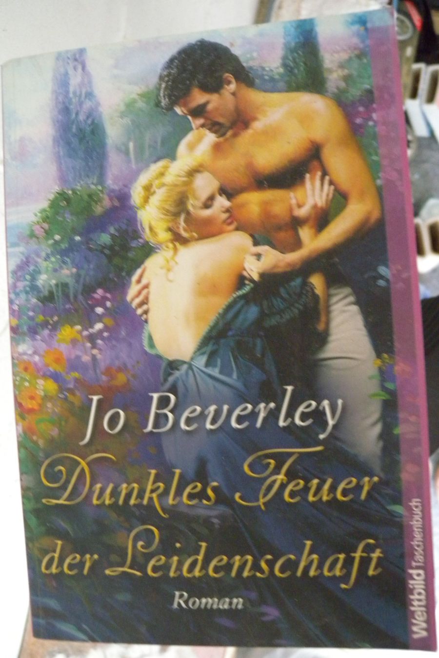 Libri: dunkles feuer der leidenschaft – Usato da Hauenstein venduto da Danbach