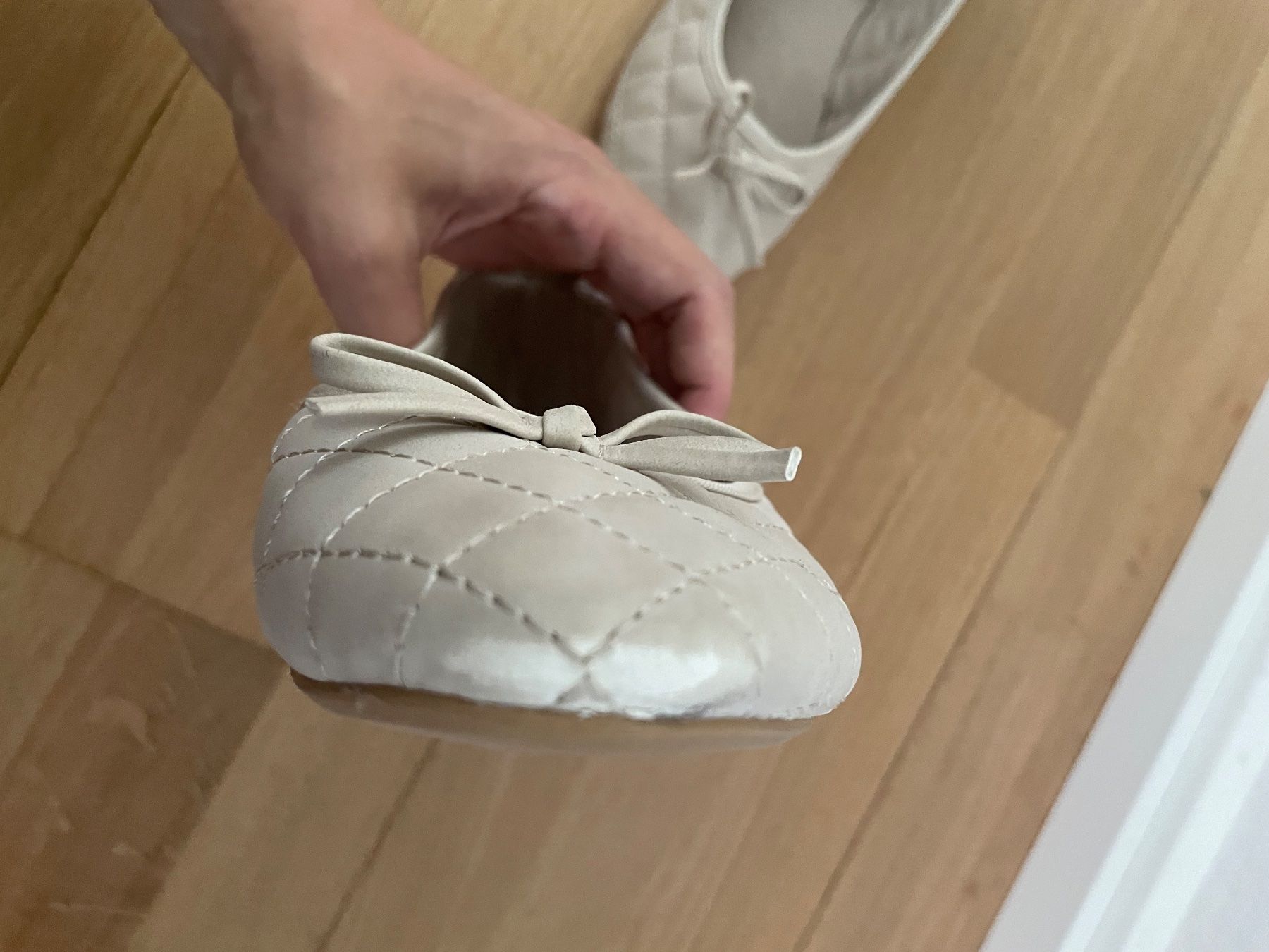 Damenschuhe: beige Ballerinas, Grösse 38 – Gebraucht aus Basel von kra_w6mq 4