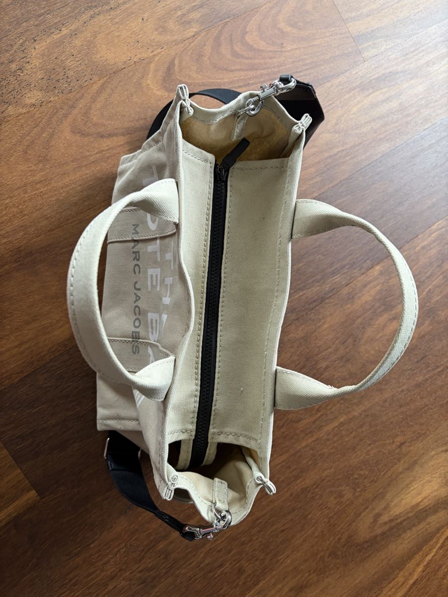 Marc Jacobs Borse da donna: Marc Jacobs The Tote Bag, Medium – Nuovo (secondo la descrizione) da Zürich venduto da eli_wxz7 2