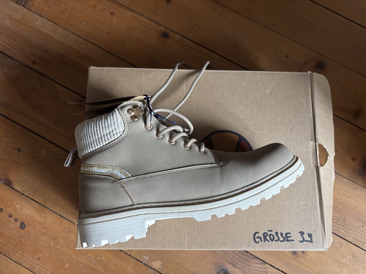 Scarpe da donna: Schuhe ellesse Winterschuhe Grösse 39 – Nuovo e nell'imballaggio originale da Widnau venduto da Orca007 1