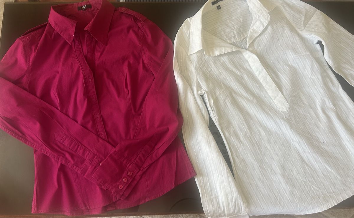 Blusen: 2 camicie da donna colore rosso e bianco M – Gebraucht aus Rivera von ValeShop
