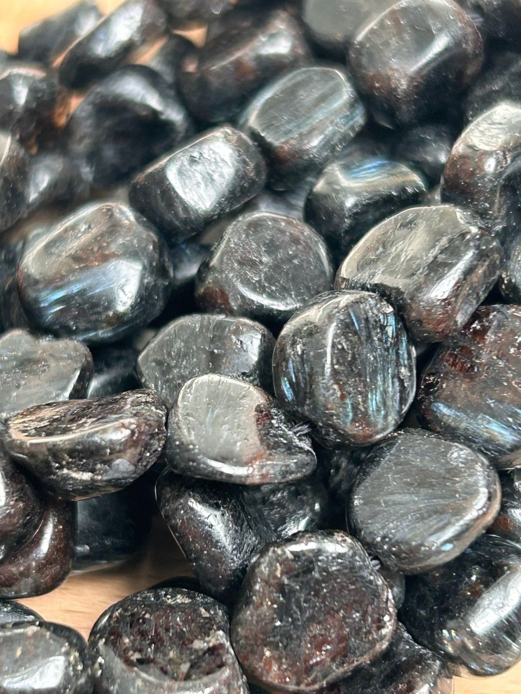 Pietre preziose: Strang echte Astrophyllite Nuggets / stone 8-10 mm – Nuovo e nell'imballaggio originale da Niederrohrdorf venduto da Ytobi 1