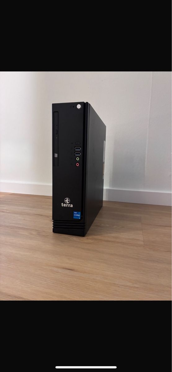 PC: Terra PC System – Usato da Erschwil venduto da mel_65cm 2