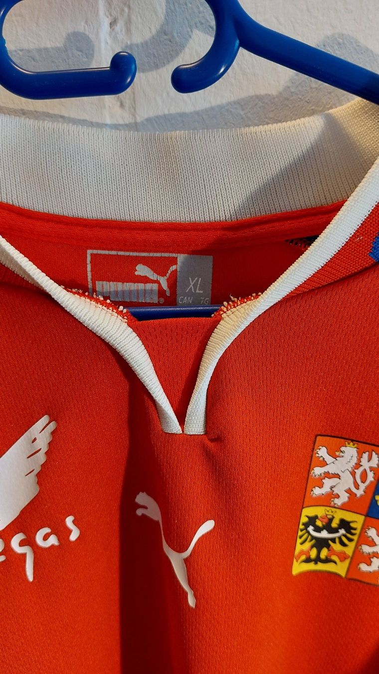 Puma Leibchen & Hosen: Orginal Tschechien Trikot 2004 Gr. XL – Gebraucht aus Hedingen von Turicun25 2