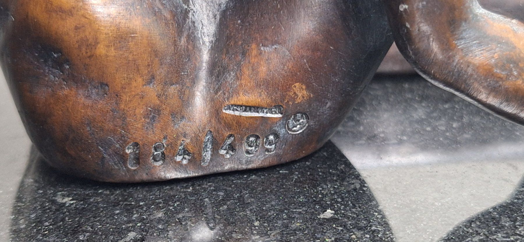 Sculture & Statue: Die Lesende Statue Birgit Stauch Figur Hand defekt Limitiert – Difettoso da Embrach venduto da Da_Sergio 3