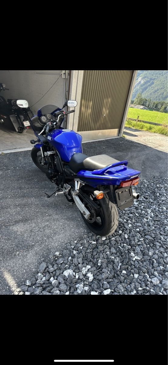 Yamaha Strada: Yamaha fzs600 – Usato da Flums venduto da m-m.a22 2