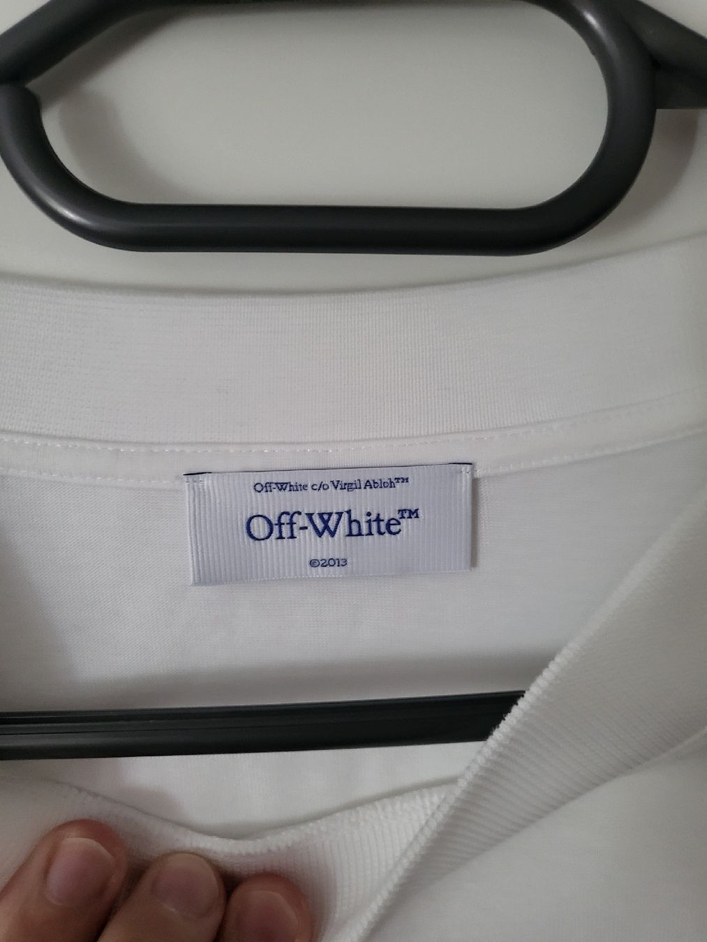 Off-White T-shirt: Off-White T-Shirt Gr. L Weiss – Usato da Hagendorn venduto da mar_b8zk 4