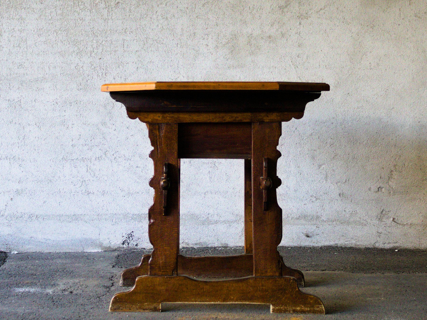 Tavoli: Table rustique – Usato da Les Mayens-de-Sion venduto da valbroc 7