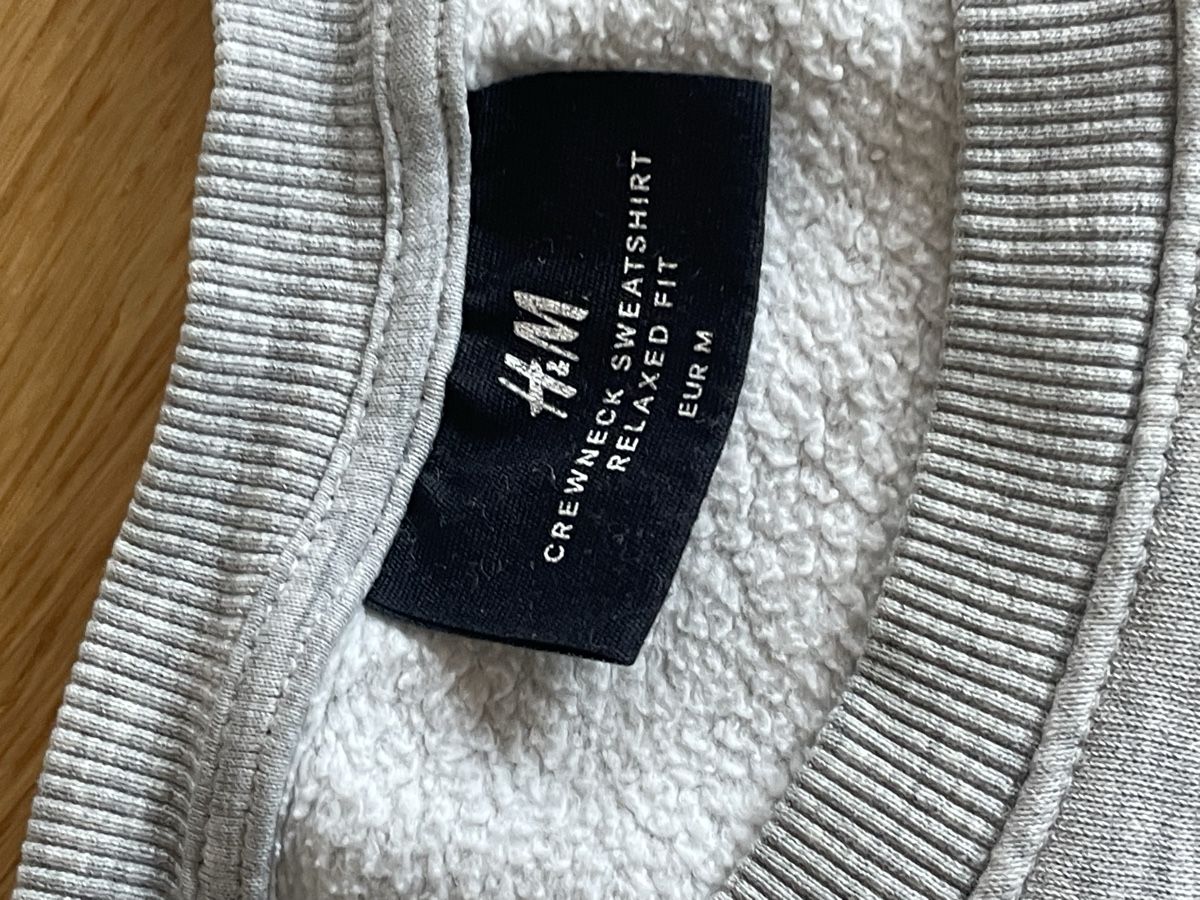 H&M Maglioni & Felpe: ALLES RAUS H&M Sweatshirt – Usato da Kloten venduto da simones.thriftshop 4