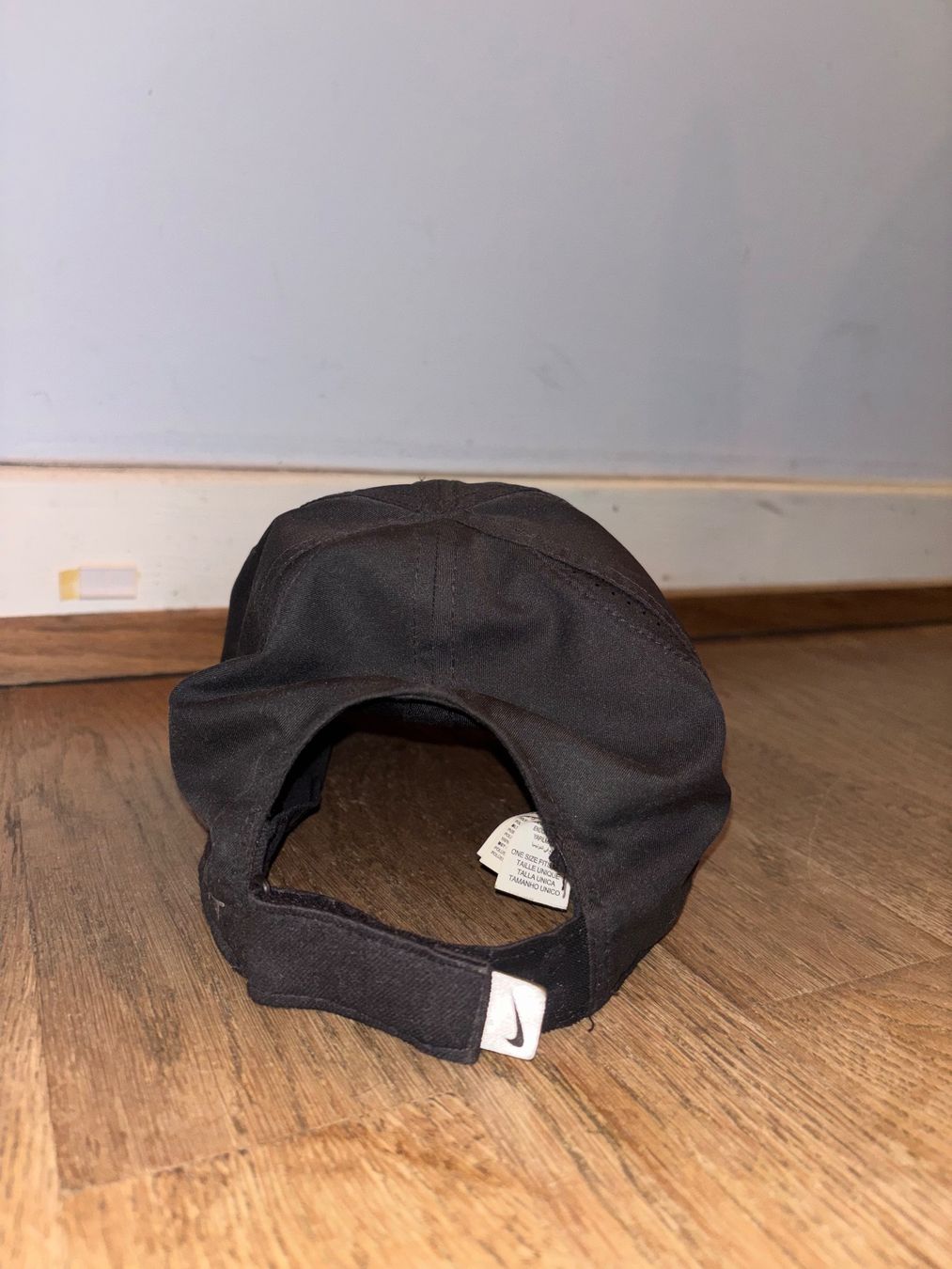 Copricapi, berretti & cappellini: Nike Featherlight Running Cap – Usato da Wetzikon ZH venduto da Spikeleo_ricard 1