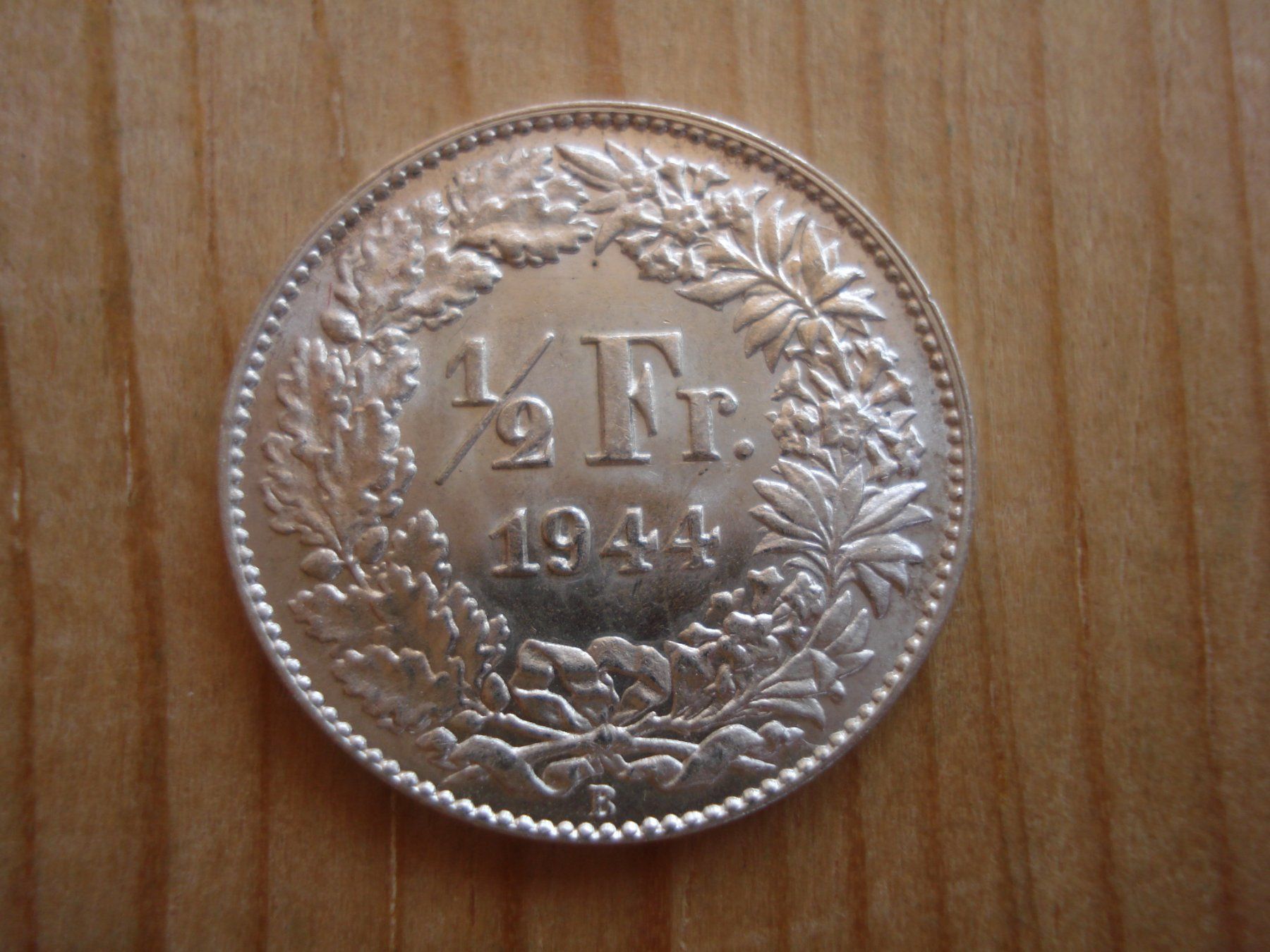 Tutti le monete: (P2) 1/2 Franken 1944 STGL – Usato da Erlach venduto da Net-Coins