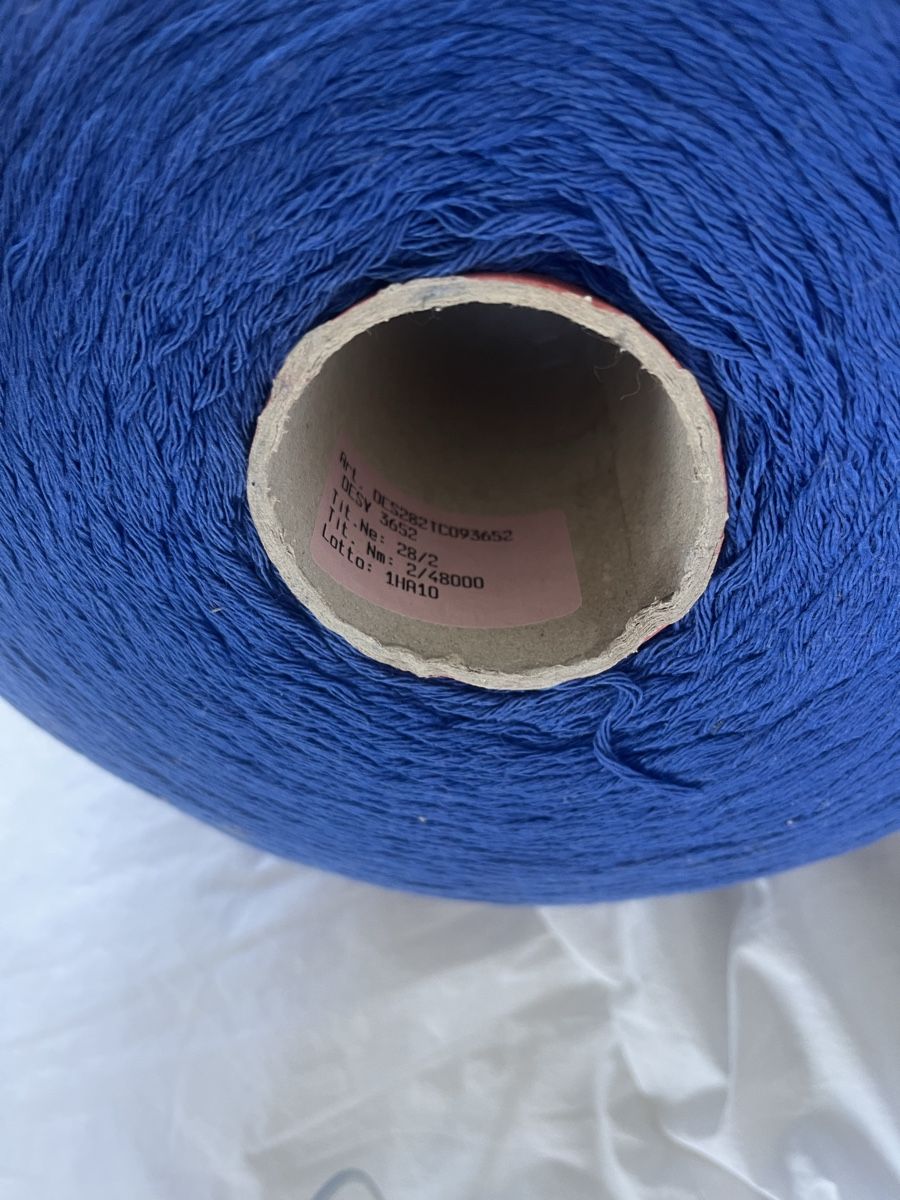 Wolle: 1.7kg blaues Garn – Gebraucht aus Winterthur von buyerricard 2