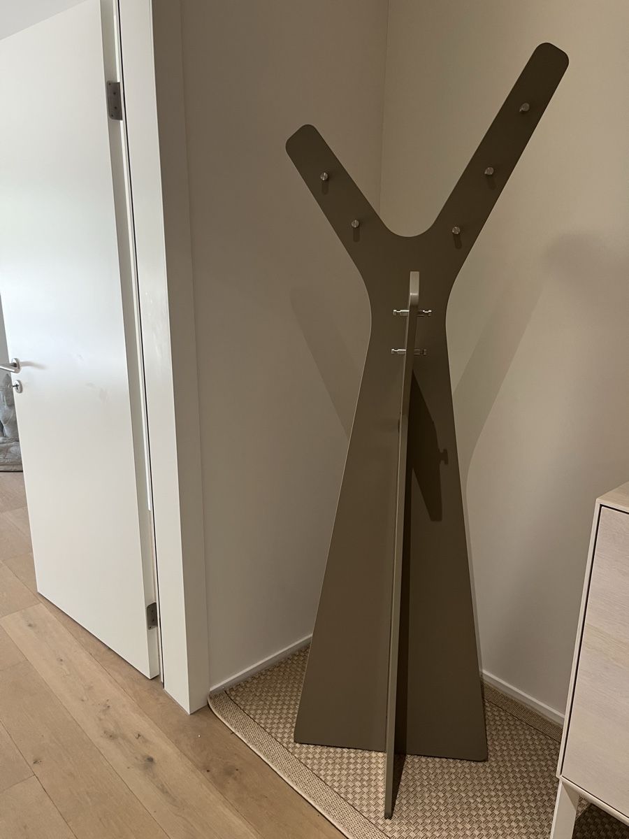 Guardaroba: Garderobenständer Tree – Usato da Uster venduto da tob_dms8 4