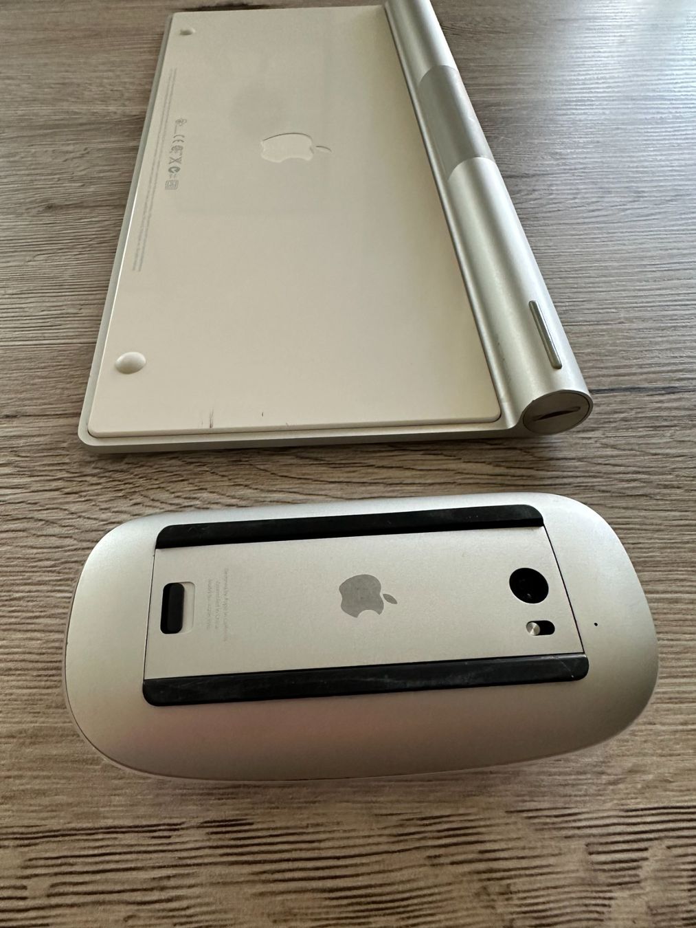 Apple Tastiere: Apple Wireless Keyboard & Magic Mouse – Top Zustand! – Usato da Frauenfeld venduto da mike_season 3